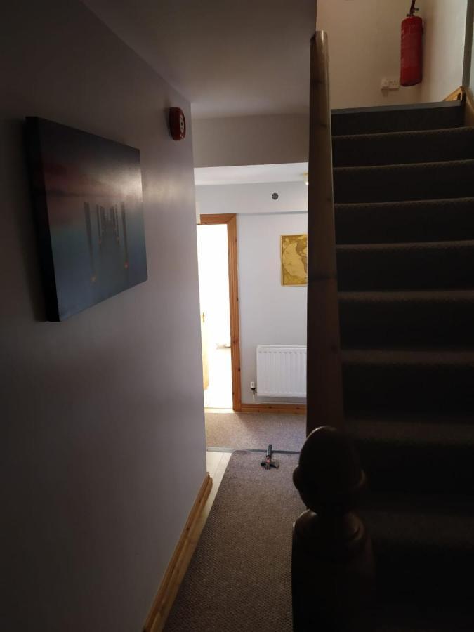 Mountjoy House Bed & Breakfast Лъндъндери Екстериор снимка